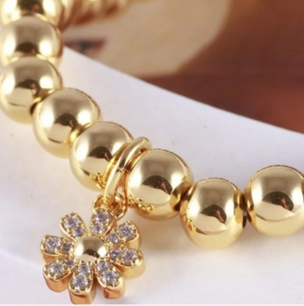 Kate Spade Rainbow JoyPavé Flower Charm Beaded Stretch Bracelet - Picture 2 of 5